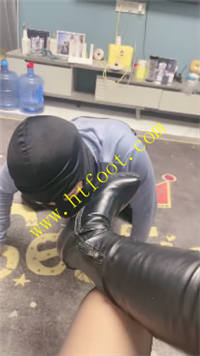 ncfvbh2oxco.jpg