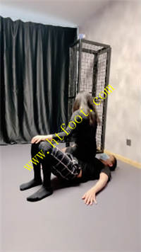 2gp4sorgr4z.jpg