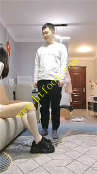 a15a31afy02.jpg