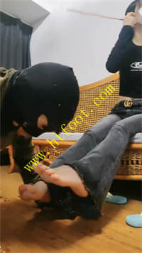 nkgd0dgxwg5.jpg