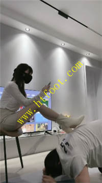 w1kx35p0o53.jpg