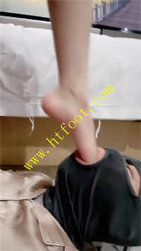 fgkxj1swenu.jpg
