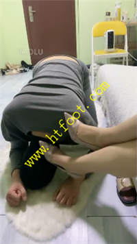 brerkxk3pis.jpg