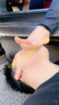 udgqau5o4r5.jpg