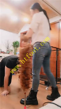 2knvarufjif.jpg