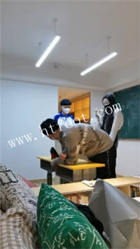 d3kx0z5vb3v.jpg