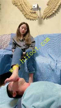 yiboq0durni.jpg