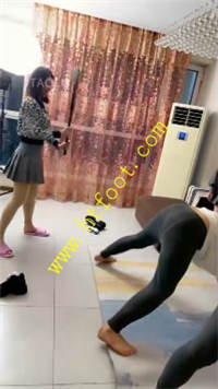 chpg5nh0bg3.jpg