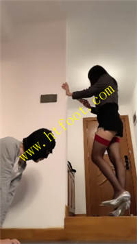 wreiwx0jps1.jpg