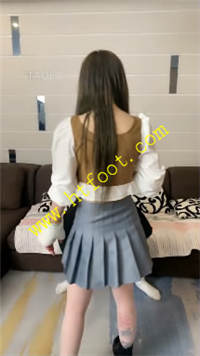 d0xjsb215ua.jpg
