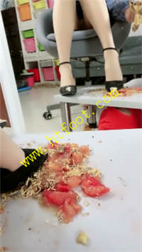 zd1yfqllagd.jpg