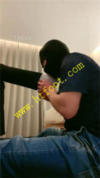 hqpsztf44rd.jpg