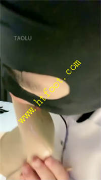 alk01xm1zyb.jpg
