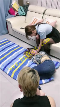 bkll2w0fffp.jpg
