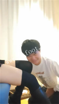 1r4gf5fdzt2.jpg