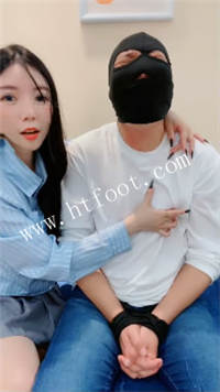 05pqxcfnd41.jpg