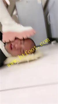 vtwtwnow0eu.jpg