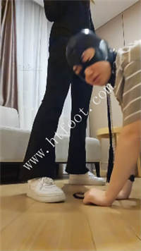 tdmw13jyzax.jpg