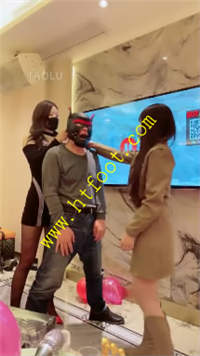 1fv5zfgeh5r.jpg