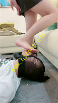 bweebba4ajs.jpg