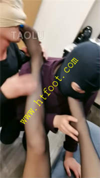 a3ele20444w.jpg