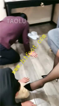 zny40nxmmyc.jpg