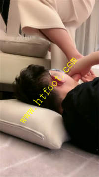 y4kbc2ne4jv.jpg