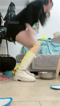 suzkzuppxdj.jpg