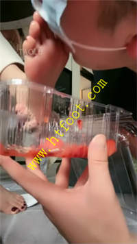 qzjr4nmnwtb.jpg