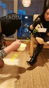 bmvnas4wwao.jpg