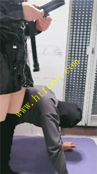 24frvkhi4ca.jpg