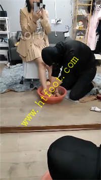 hgml3u25ahc.jpg
