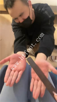 q5id41ehhyc.jpg