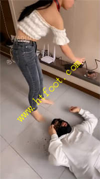 45qlcmor0vy.jpg