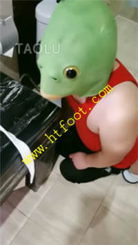 xuk22meb1q1.jpg