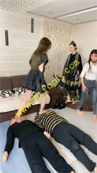c13rs3bjo20.jpg