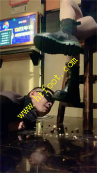 pejae3iuixv.jpg