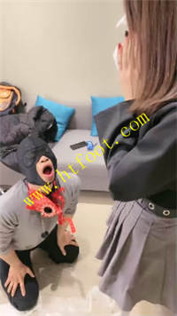 z1zr33zifye.jpg