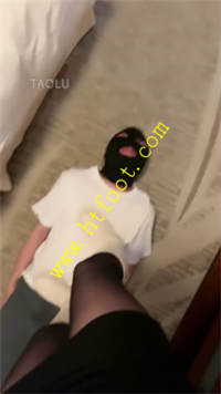 yqumxa1dtsa.jpg