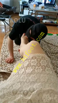 2ut545buszi.jpg