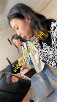 x2zoxhplpll.jpg