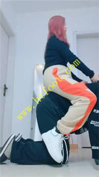 011po0awkm1.jpg