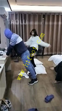 a2uhn1jbjtw.jpg