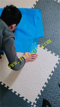 p52b5mcun2m.jpg