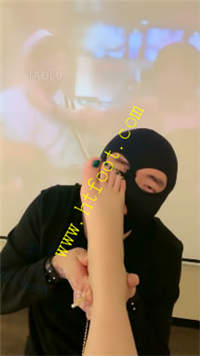tj1k3so3u3d.jpg