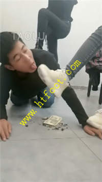 vz2kkjcb5ys.jpg