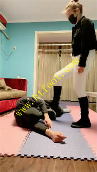 tiebd51lknf.jpg