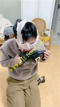 04skqkv1eqj.jpg
