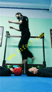 t02aeykuuzd.jpg