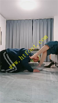 j4lcxbi2gf4.jpg